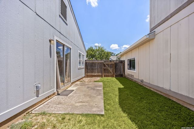 7527 Alverstone, San Antonio, TX 78250