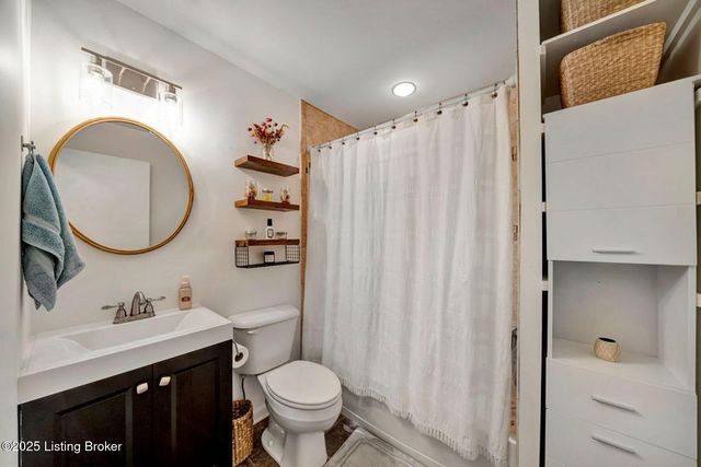 2609 Harmony Rd, Louisville, KY 40299