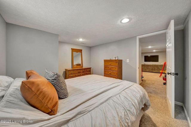 2609 Harmony Rd, Louisville, KY 40299