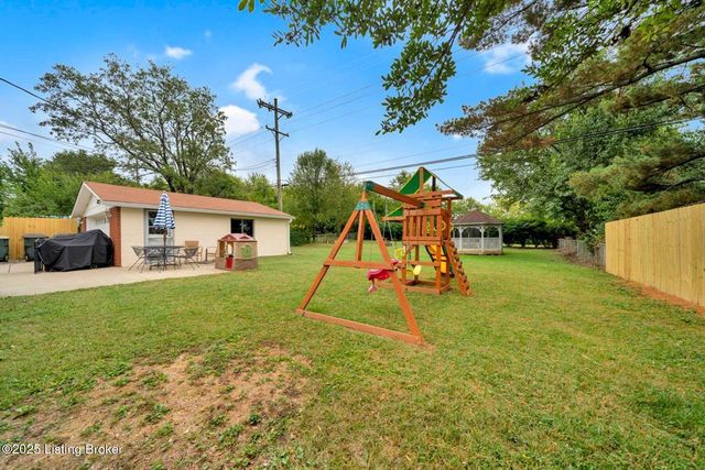 2609 Harmony Rd, Louisville, KY 40299