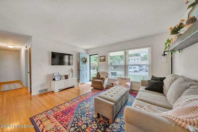 2609 Harmony Rd, Louisville, KY 40299