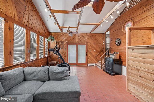 27 SCHOOL LN, Cherry Hill, NJ 08002