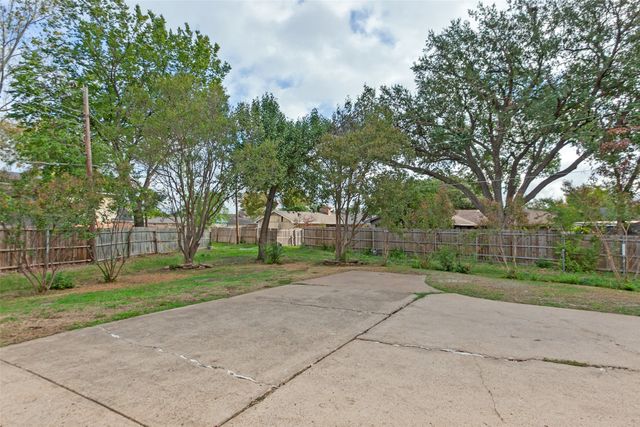 1116 Atlanta Circle, Garland, TX 75041