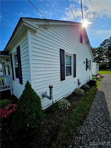 236 Coppahaunk Ave, Waverly, VA 23890