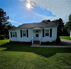 236 Coppahaunk Ave, Waverly, VA 23890