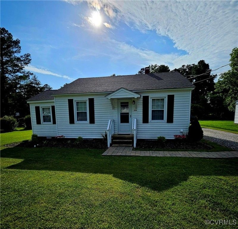 236 Coppahaunk Ave, Waverly, VA 23890