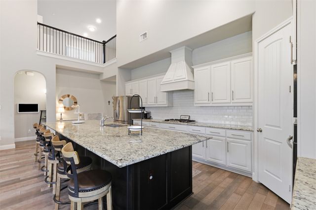 10322 Trail Ridge Drive, Fort Worth, TX 76126