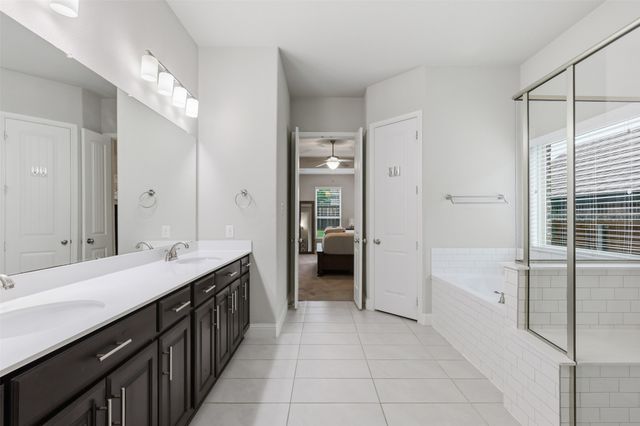 10322 Trail Ridge Drive, Fort Worth, TX 76126