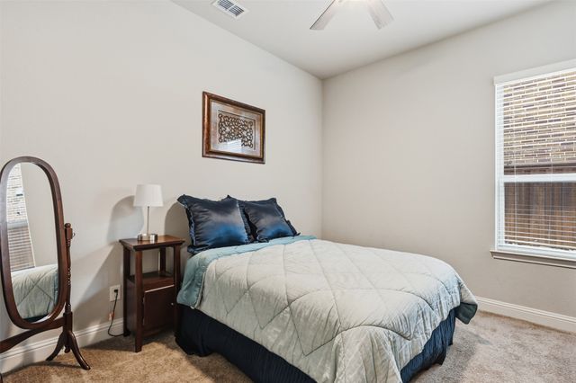 10322 Trail Ridge Drive, Fort Worth, TX 76126
