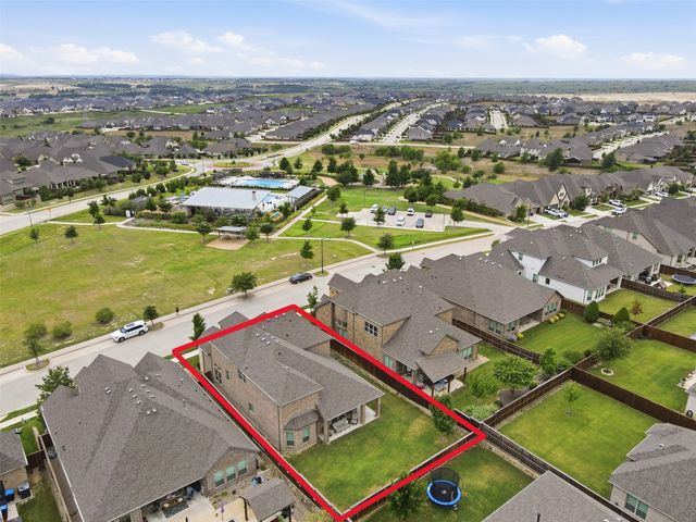 10322 Trail Ridge Drive, Fort Worth, TX 76126