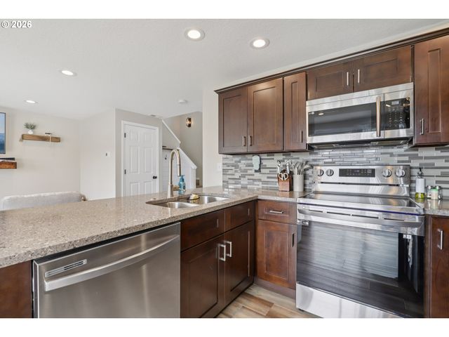 2488 Sw TAYLOR Dr, Mc Minnville, OR 97128