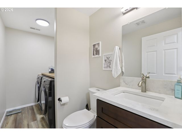 2488 Sw TAYLOR Dr, Mc Minnville, OR 97128