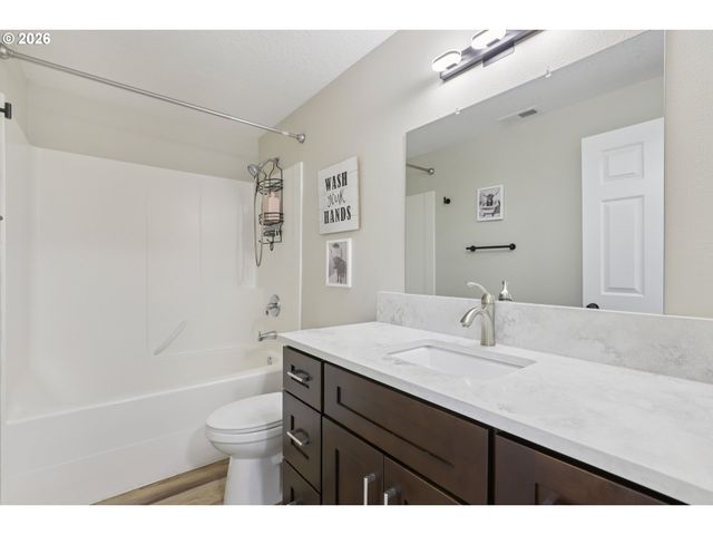 2488 Sw TAYLOR Dr, Mc Minnville, OR 97128