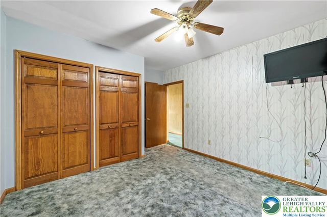 322 Belvidere Street, Nazareth Boro, PA 18064