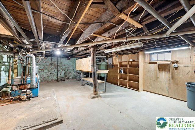 322 Belvidere Street, Nazareth Boro, PA 18064