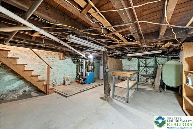 322 Belvidere Street, Nazareth Boro, PA 18064