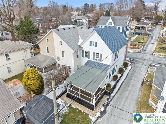 322 Belvidere Street, Nazareth Boro, PA 18064