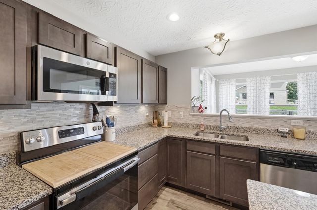 176 Shanda Drive, Monroe, OH 45050