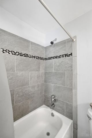 176 Shanda Drive, Monroe, OH 45050