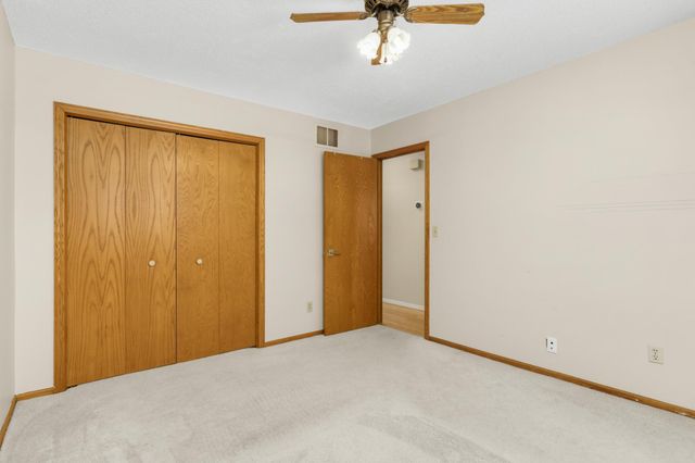 3007 Thunder Bay Road, Little Canada, MN 55117