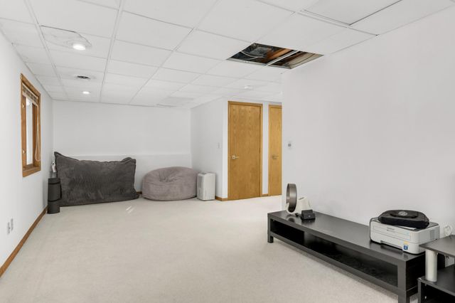 3007 Thunder Bay Road, Little Canada, MN 55117