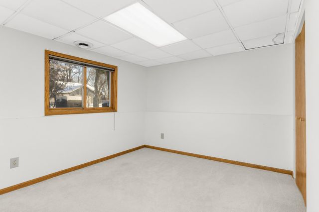 3007 Thunder Bay Road, Little Canada, MN 55117