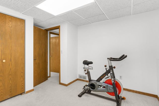 3007 Thunder Bay Road, Little Canada, MN 55117