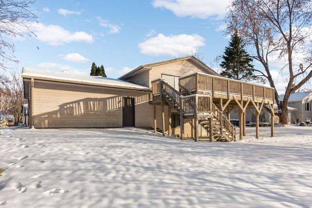 3007 Thunder Bay Road, Little Canada, MN 55117