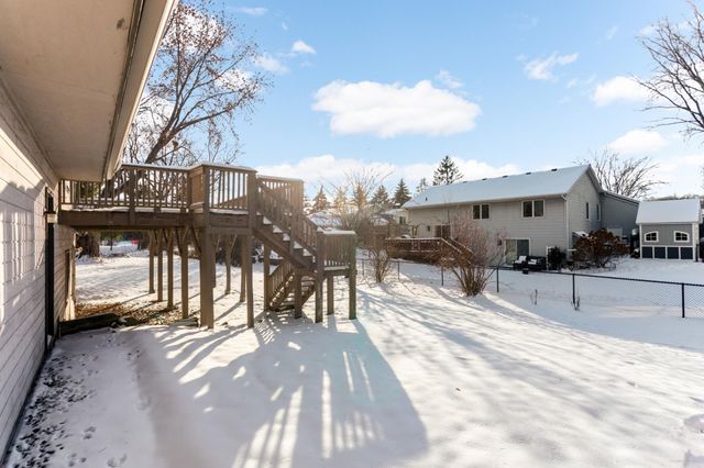 3007 Thunder Bay Road, Little Canada, MN 55117