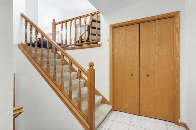 3007 Thunder Bay Road, Little Canada, MN 55117