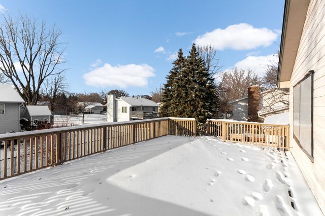 3007 Thunder Bay Road, Little Canada, MN 55117