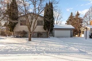 3007 Thunder Bay Road, Little Canada, MN 55117