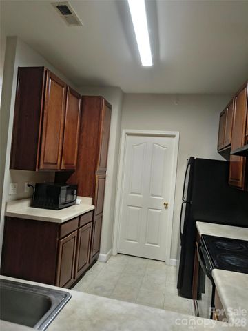 10518 Hill Point Court 10518, Charlotte, NC 28262