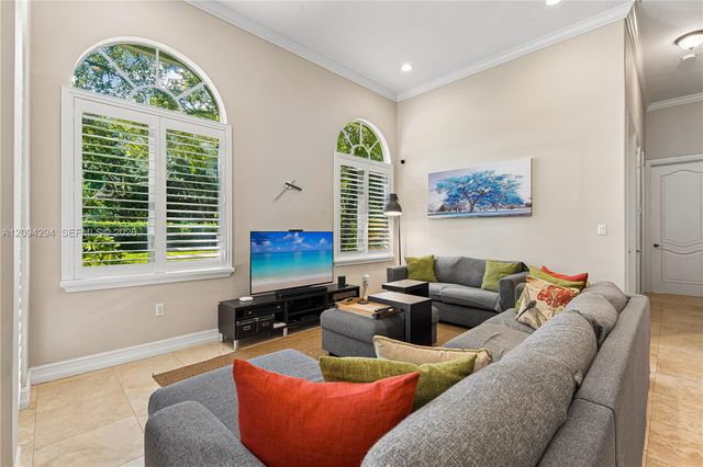 9504 SW 89th Place, Miami, FL 33176