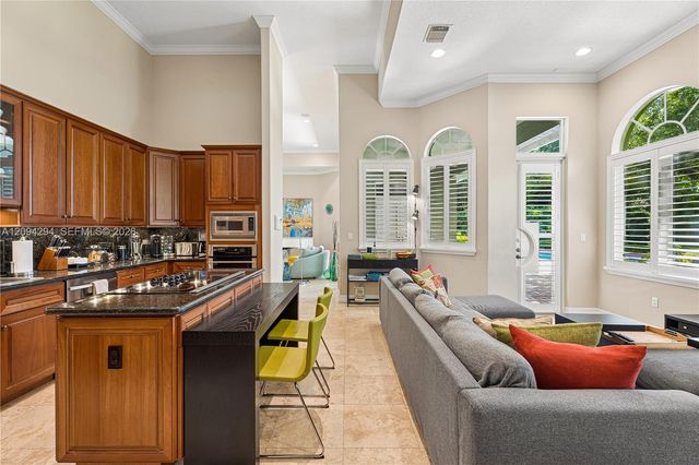 9504 SW 89th Place, Miami, FL 33176