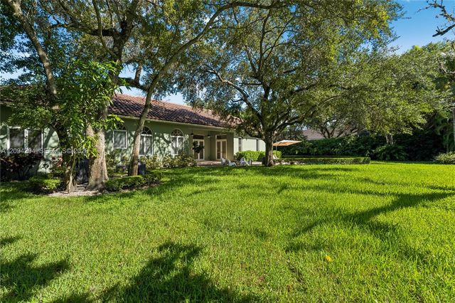 9504 SW 89th Place, Miami, FL 33176