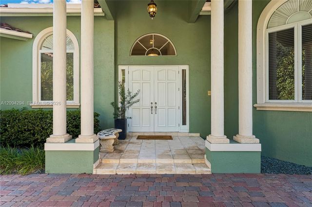 9504 SW 89th Place, Miami, FL 33176