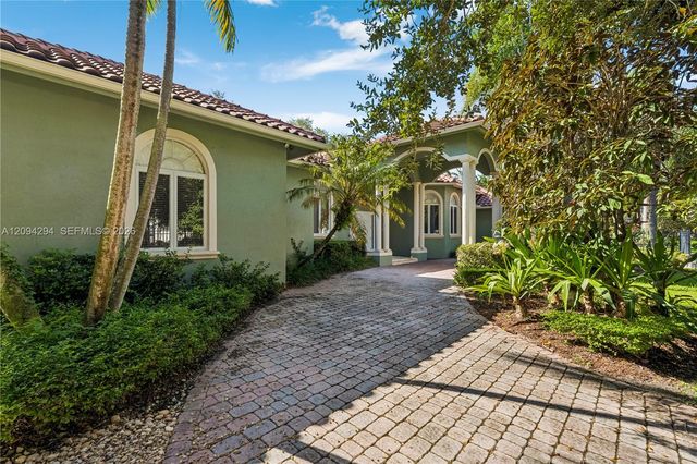 9504 SW 89th Place, Miami, FL 33176