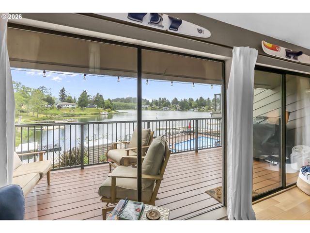 3500 Ne WEST DEVILS LAKE Rd 15, Lincoln City, OR 97367