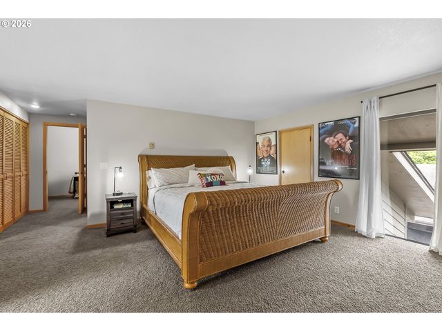 3500 Ne WEST DEVILS LAKE Rd 15, Lincoln City, OR 97367