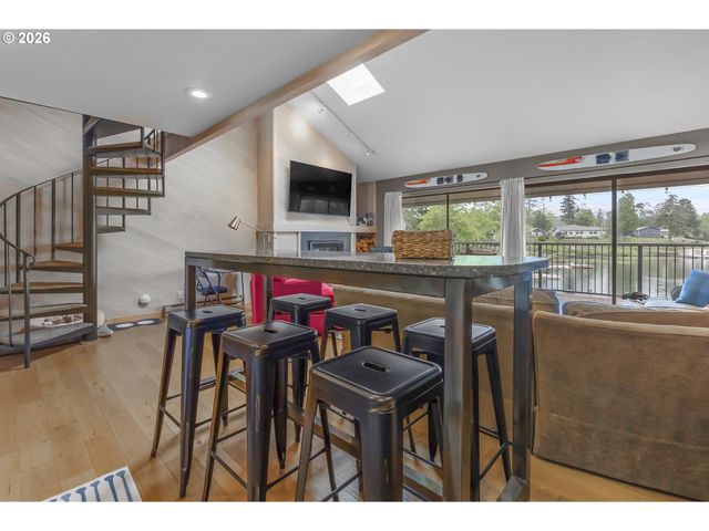 3500 Ne WEST DEVILS LAKE Rd 15, Lincoln City, OR 97367