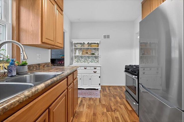 2024 Mulberry Street, Waterloo, IA 50703