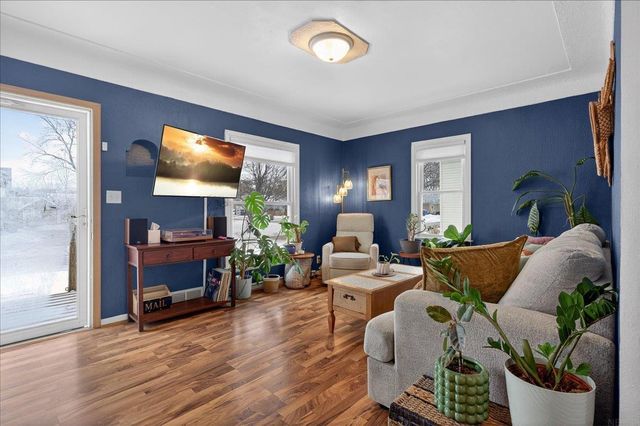 2024 Mulberry Street, Waterloo, IA 50703