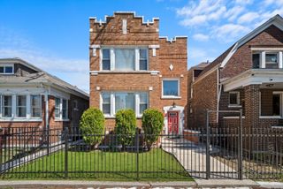 6431 S Artesian Avenue, Chicago, IL 60629