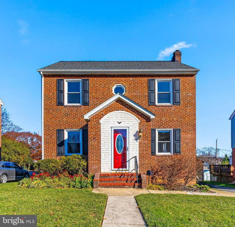 1224 CIRCLE DR, Baltimore, MD 21227