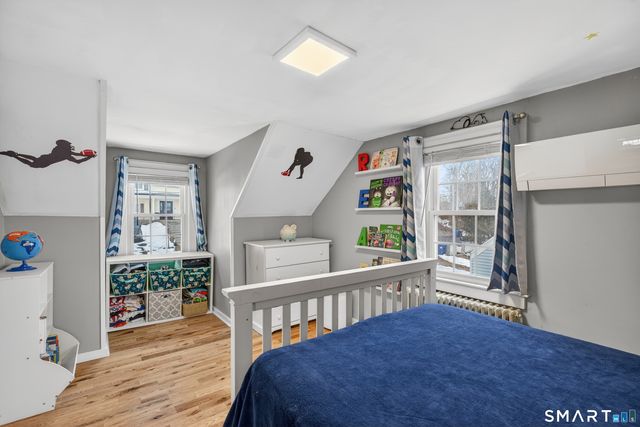 10 Hammer Place, Branford, CT 06405