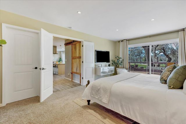 12353 Torrey Pines Dr, Auburn, CA 95602