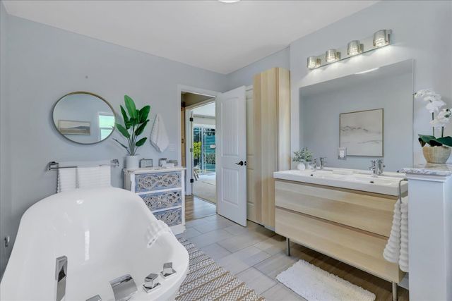 12353 Torrey Pines Dr, Auburn, CA 95602