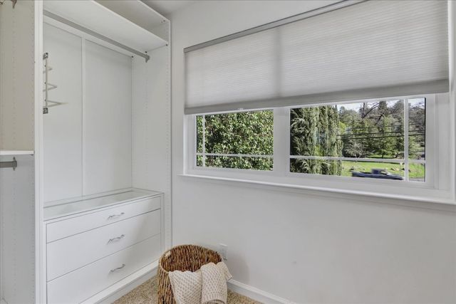 12353 Torrey Pines Dr, Auburn, CA 95602