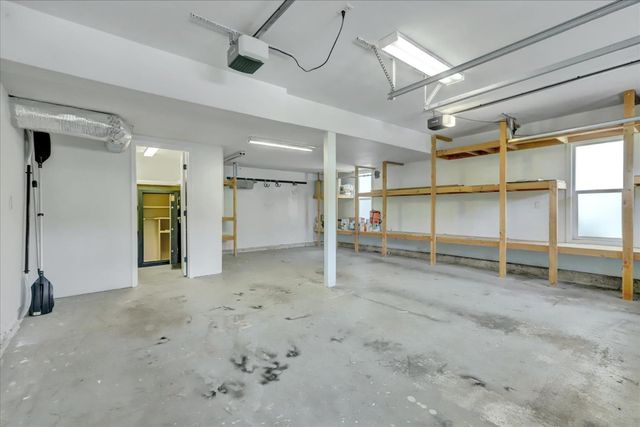 12353 Torrey Pines Dr, Auburn, CA 95602